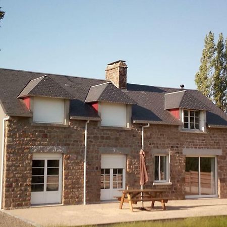 Gite de la hudardiere Villa Le Mesnil-Ozenne Exterior foto